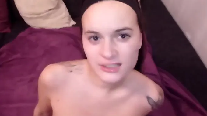 Amateur teen on her knees blowing a fat dick like a real professional