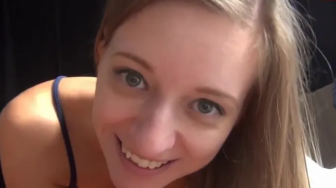 Horny couple is having great sex and her tight vagina gets filled up hard