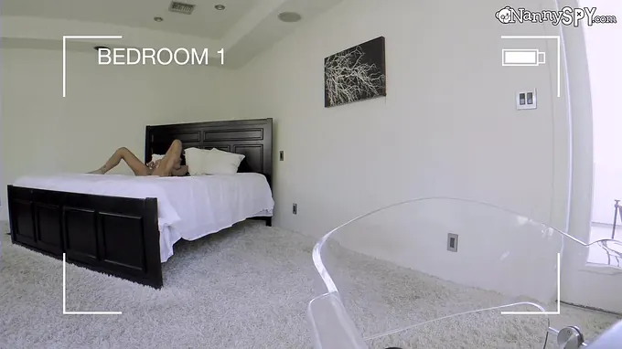 Lonely Father Entices Trampy Babysitter