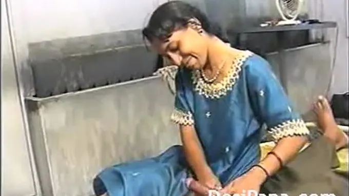 Indian Aunty Super-Fucking-Hot Fuck-Fest With Spouse Brutha Dewar Bhabhi