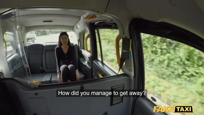 Fake Taxi Indian Marina Maya giant butt bounces on John's Cum-Shotgun