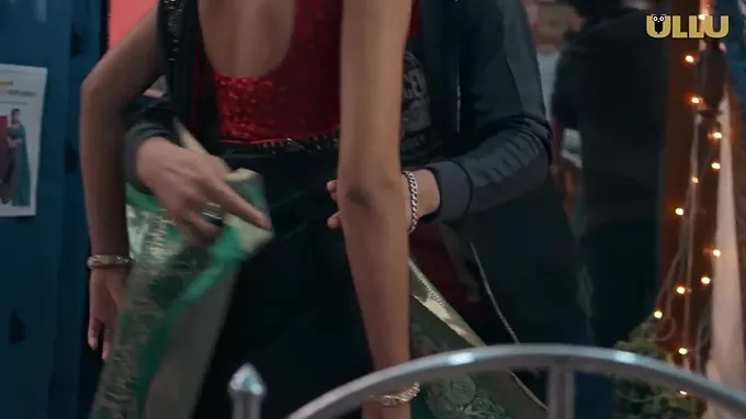 Saree Ki Dukaan | Supah-Super-Fucking-Hot Nasty Girls New Flick