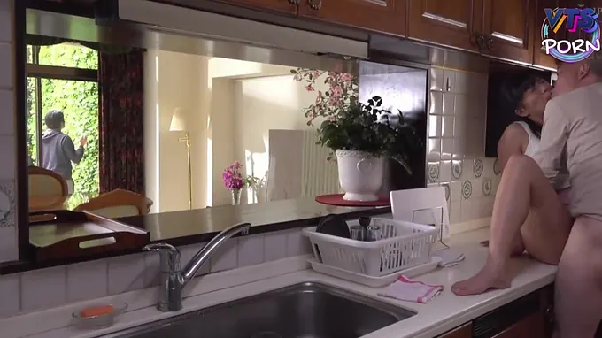 Wait untill my husban go out side