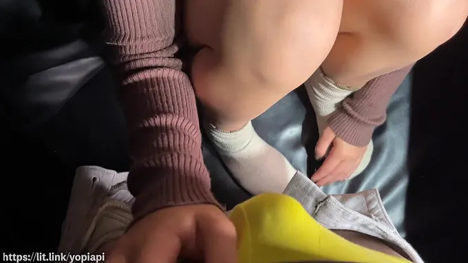 [amateur video]Intense fuckfest at a manga cafe where we can't speak. Japanese/Amateur/Masturbation