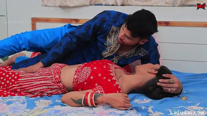 Uncut First Night with Looteri Dulhan: Big Tits Striptease, Hardcore Blowjob and Big Ass