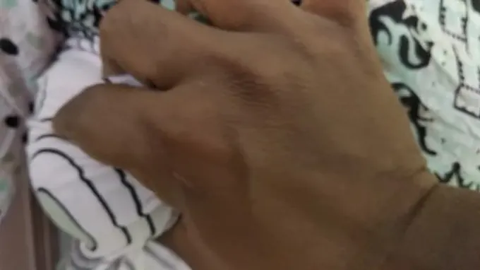 Watch Mallu's aunty get pounded hard in a leaked Tamil sex tape