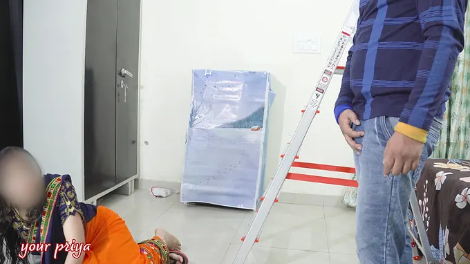 Indian sweetie in saree gets her taut arse banged stiff & creampied after a tough ice massage on back