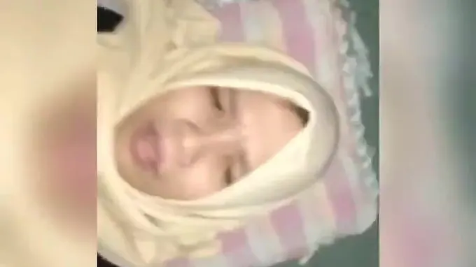 Skandal tudung atas lantai