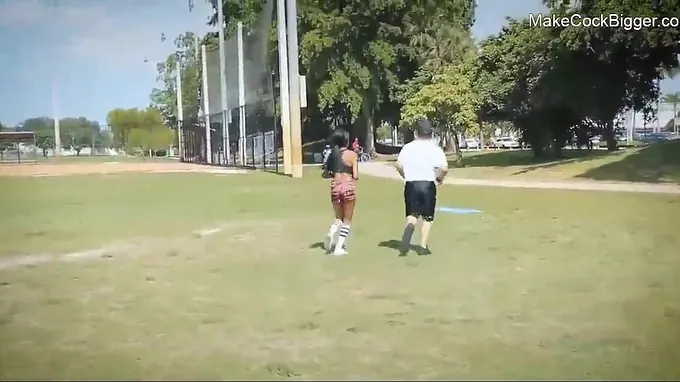 Curvaceous dark-hued biotch rides white jizz-shotgun after workout