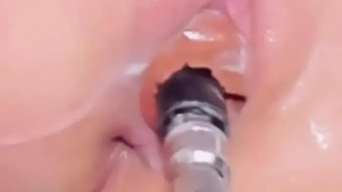 Witness this cock-squeezing Chinese nubile get her taut fuckbox nailed in POINT OF VIEW homemade flick