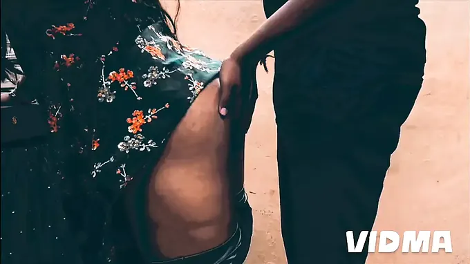 See how this stellar Desi bhabhi saves her dude's vagina midnight with her steaming cooter and large baps