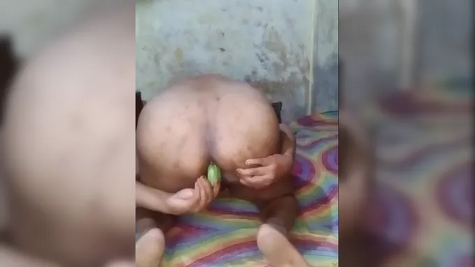 Observe this Indian stunner flaunt her uber-sexy kinks & rail like a professional - Ep 06