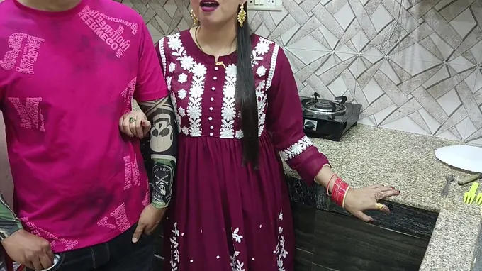 Desi bhabhi gets savagely poked in the kitchen by her devar's yam-sized fuckpole