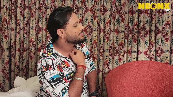 Shiv & Urmilasexy's Indian Supah-Plumbing-super-fucking-hot Bhabhi covets a close-up gash porking with Devar's clever