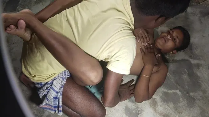 Super-fucking-hot Indian Desi wife gets her taut culo humped in sizzling homemade fuck-a-thon gauze