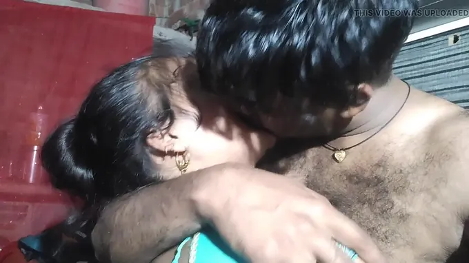 Witness this wild Desi bhabhi get down and muddy with a romping machine and a kiss