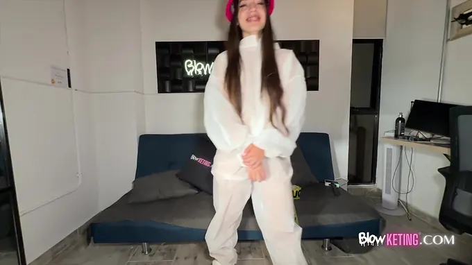 I seduced a youthful, nymphomaniac bricklayer for a sizzling inexperienced audition session