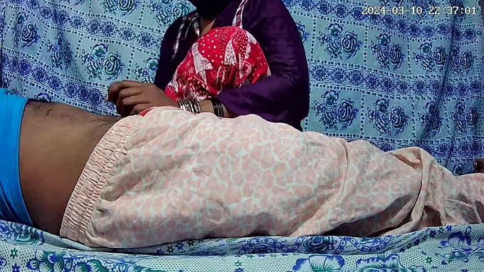 Hot Indian Teen Parents Get Wild in motel Apartment