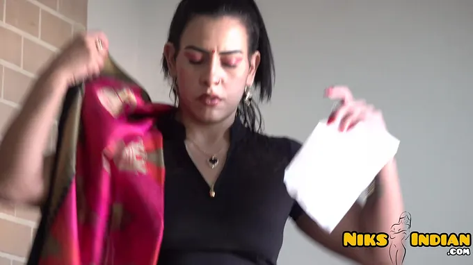 Shy MILF Timid COUGAR Maid Rims Muddy Backside & Gets Boinked by a Big Ass Desi