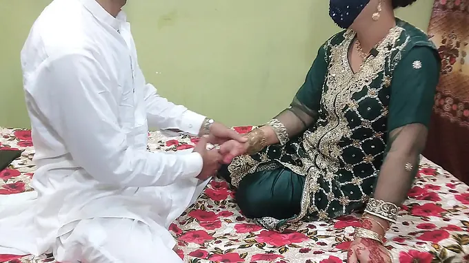 ShabanaPk gets her cock-squeezing cootchie boned rigid in Desi Bhabhi Audio Sizzling Hook-up Xxxxx