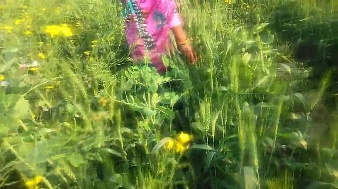 Bhabhi heads mischievous in the open air with her fuck-out in Pornography's Hindi film