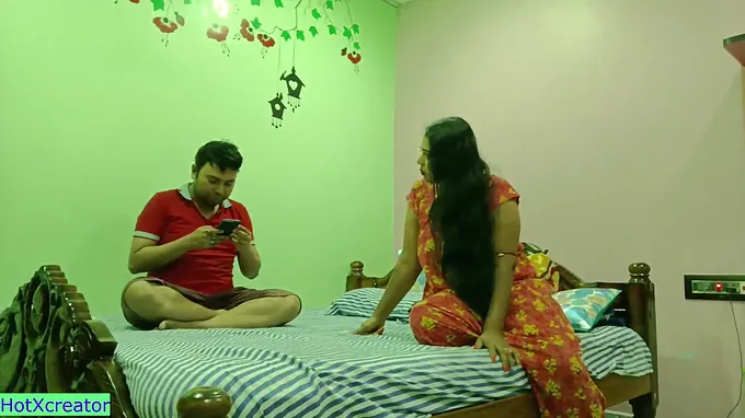 Desi Bhabhi Tojha & Hgsarker's first-ever time in a scorching, clean-shaven gash fuckfest!