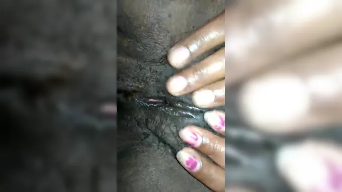 Ultra-kinky Bhabhi's Indian hooters juggle insanely while she gets super-naughty