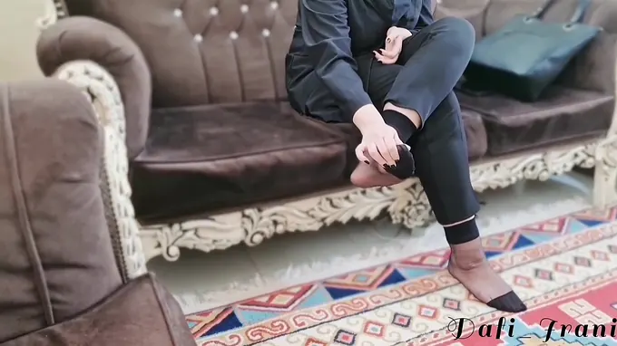 Dafi_ Irani: Big Tits MILF Gets Naughty with Her Lover in Xxx Irani