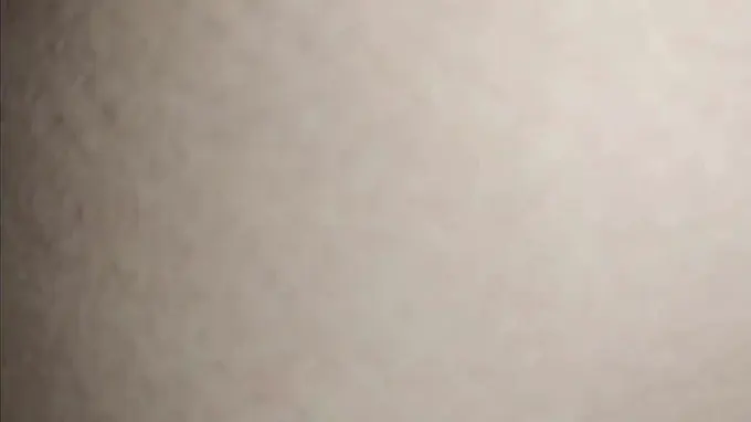 Sexy Indian chick gets her pussy finger-blasted in gonzo vid