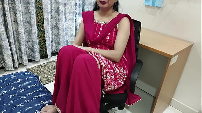 Indian Xxx gets a big ass surprise from her bro-in-law with his big spear