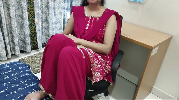 Indian Xxx gets a big ass surprise from her bro-in-law with his big spear