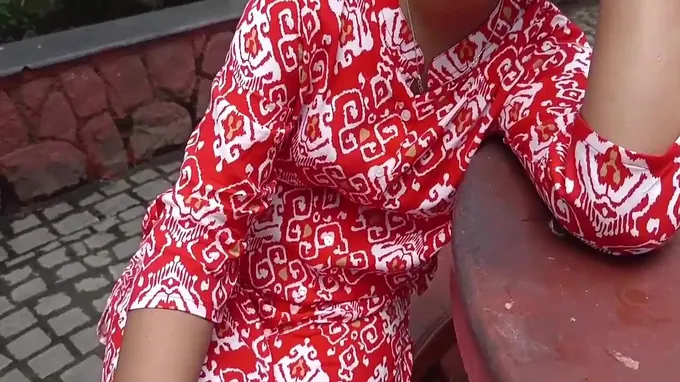 Hot Desi Indian Girl Shows off Her Cunny and Mammaries with Hardcore Sex