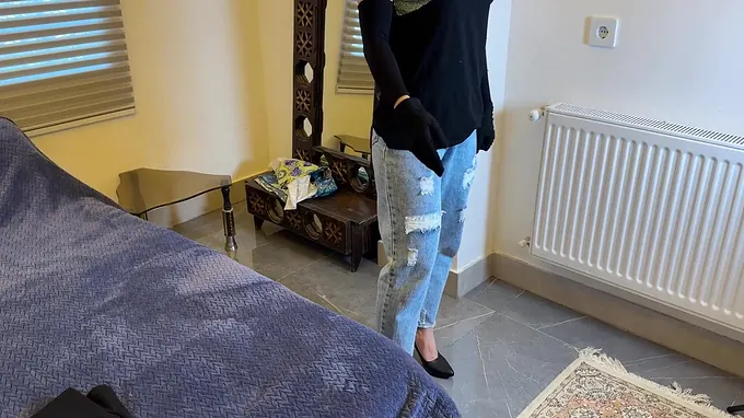 Khalesexii and Dafijon take turns on camera, nutting stiff in ass fucking activity