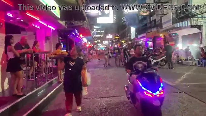 Crimson Light Pattaya: Thai bar dolls hook up with gogo cocksluts in bar good honies madness!