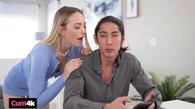 Lily Larimar's cock-squeezing vulva covets David Lee's phat pink cigar in a moist internal ejaculation madness