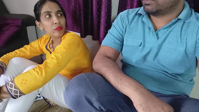 Indian Hardcore and Resaal in hotel romp with stepbro & his hard-on-squashing fuckpole