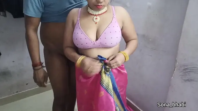 Sona_bhabi's Indian Desi Bhabhi Pound-out in Steamy Pink Silk Saree - Super-steamy Desi Act
