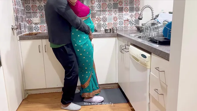 Super-hot Indian Duo in Saree & Taboo Fucky-Fucky with Fat Udders