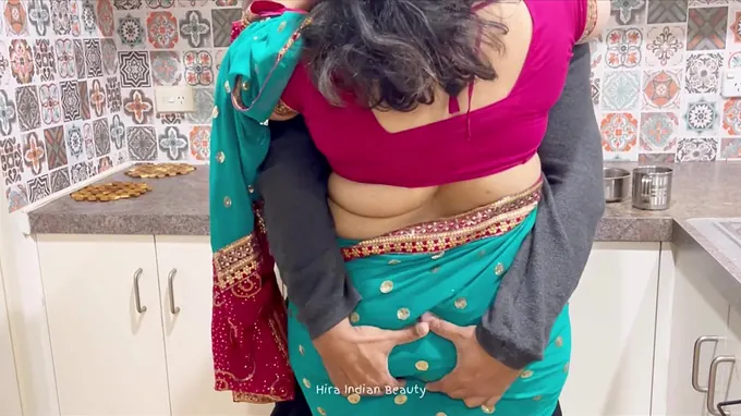 Super-hot Indian Duo in Saree & Taboo Fucky-Fucky with Fat Udders
