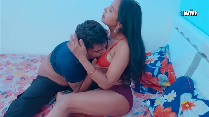 Cipriani, a super-steamy Indian wifey seduced by tailor & poked rock-hard all night
