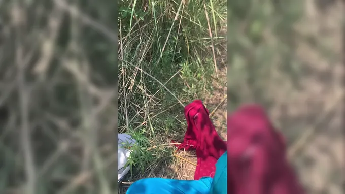 New Indian vid: Forest' Indian Randi hooks up with insane college girls in the jungle