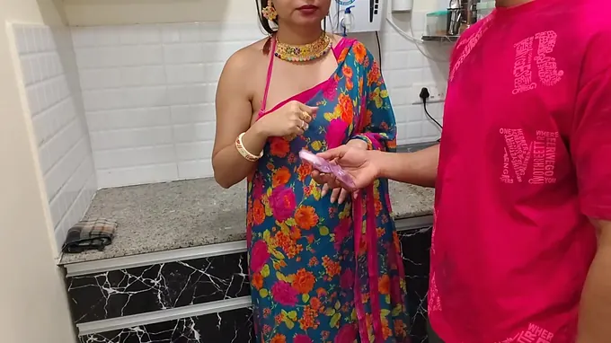 Desisaarabhabhi teaches stepson how to take a condom with her dirty natural tits & tight pussy