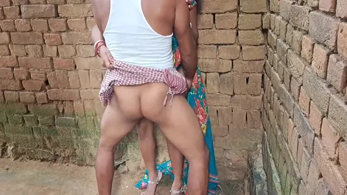 Watch Yatun and Prayamu11 get caught by stepson and get creampied hard