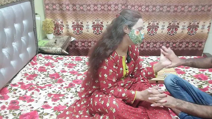 Rukhsana1 & Rukhsanahub get drilled hard by a pizza delivery guy in a hardcore roleplay