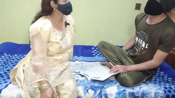 Rukhsana1's stepdaughter gets her tight ass drilled by Indian Tharki Educator in Hindi Audio Hookup