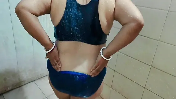 Desi housewife Torrid Just Married takes on a big hard cock in her big bare ass