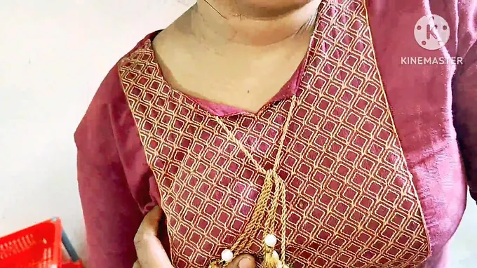 Sexynebbw & Homemade get kichen-ed by a neighbor's big cock