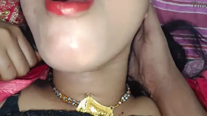 Alpana Bengalixxx cheats on husband with curvy Indian desi bhabhi in hot homemade sex tape
