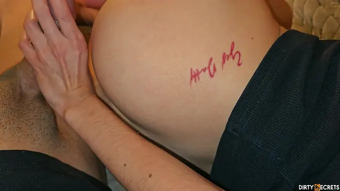 April Adams69 and Cassye Red have a red-hot 3some with Lil Timmy