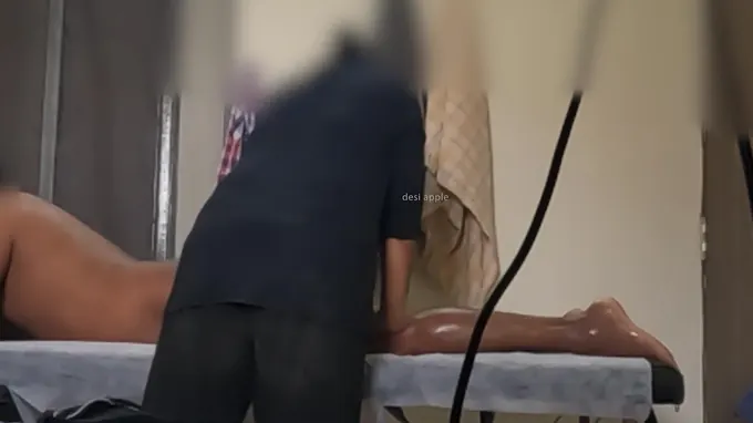 Boobygirl4 & Bulldick's Thai customer gets a firm rubdown and a goopy pulverize-stick